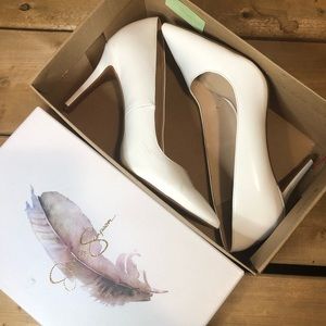 Jessica Simpson Patent White Pumps
